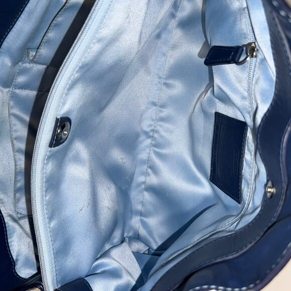 Coach Dark Blue Pebble Leather Penelope Shoulder Bag Handbag Very Good Condition - Picture 11 of 15